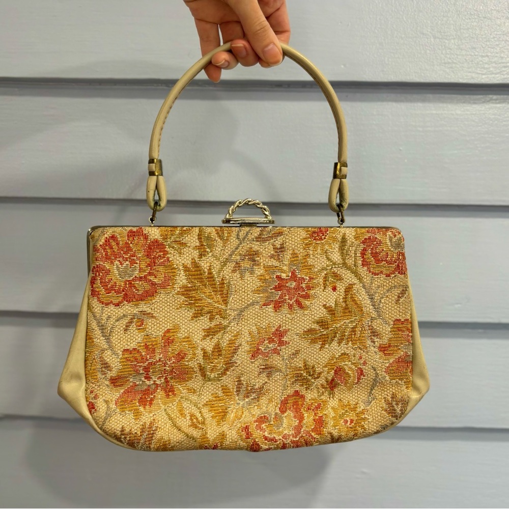 Vintage 60s Floral Tapestry Purse - Picture 3 of 5